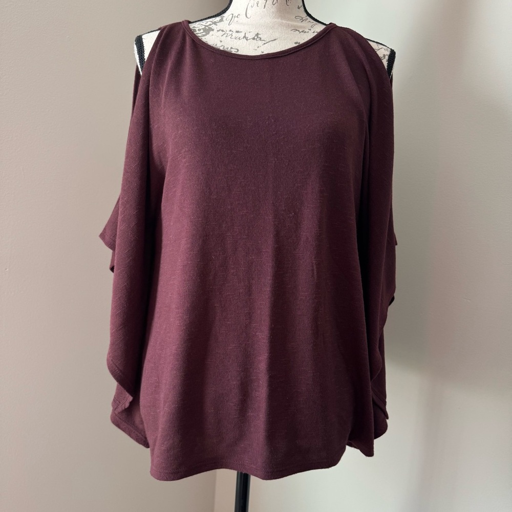 Maroon Open-shoulder shirt - White House Black Market - XS